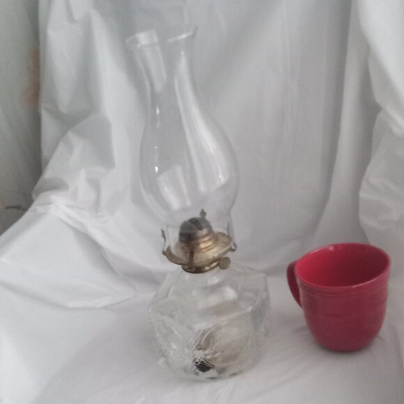 Oil Lamps for Indoor Use Vintage Lantern Fishtail Lampshade - Picture 2 of 2